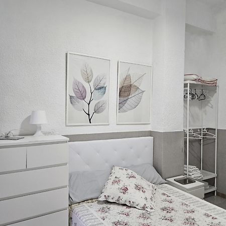 Habitacion En Casa De Familia "Valenciabonita" Экстерьер фото
